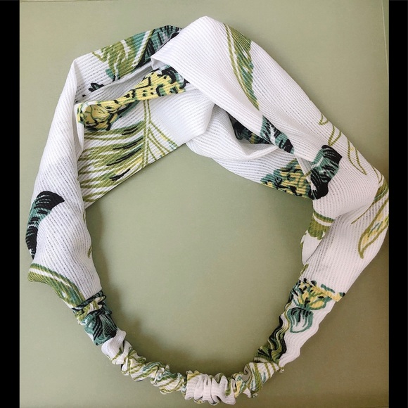 NEW tropical theme knotted headband - Picture 2 of 7
